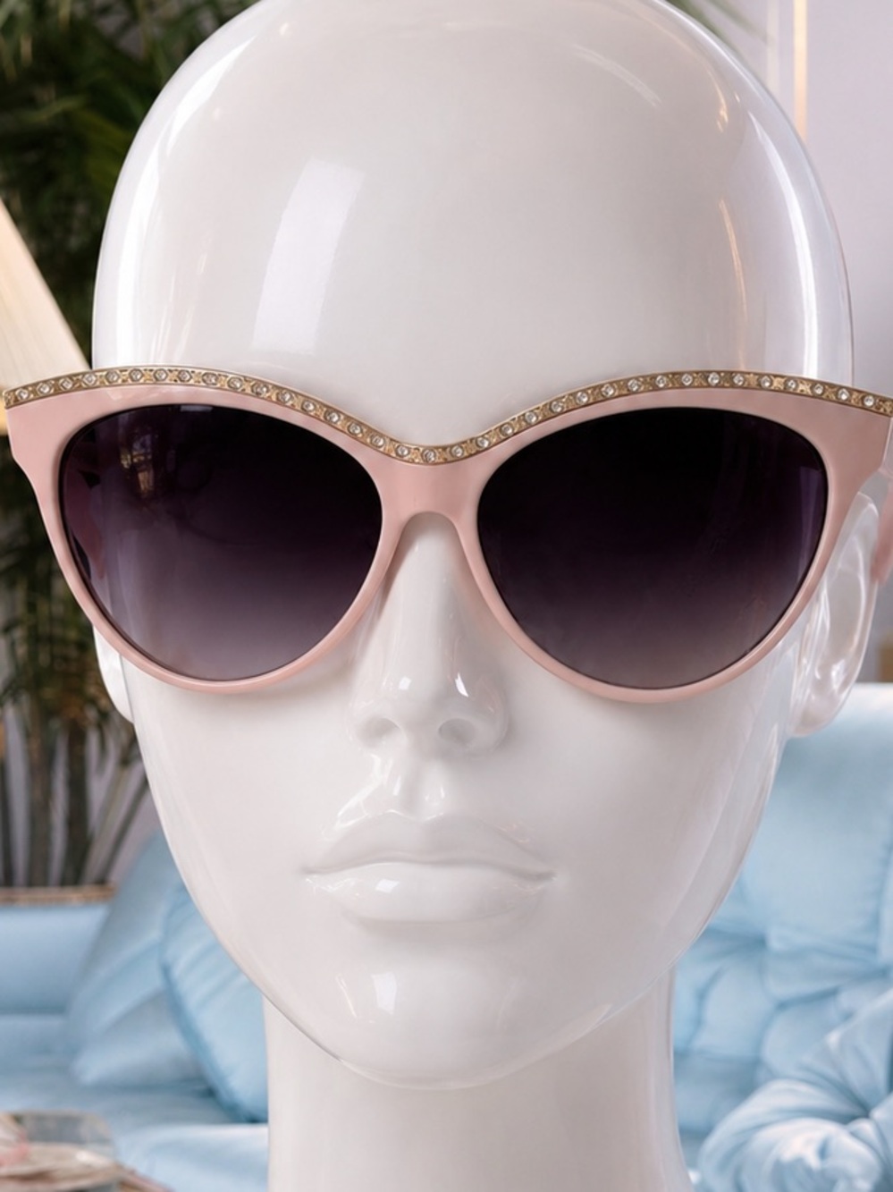Rhinestone Cat-Eye Sunglasses - Pink